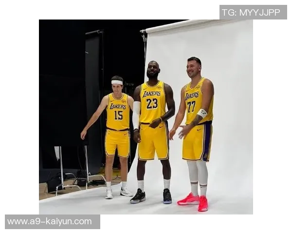 2月1日湖人对快船精彩比赛视频直播全程回顾与分析