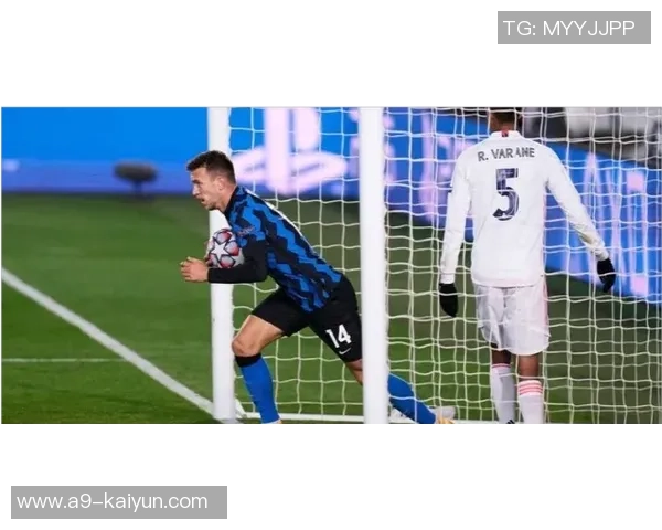 德佬:假如咱们没有7万座的现代球场,怎么与米兰双雄竞赛 德佬:假如咱们没有7万座的现代球场,怎么与米兰双雄竞赛